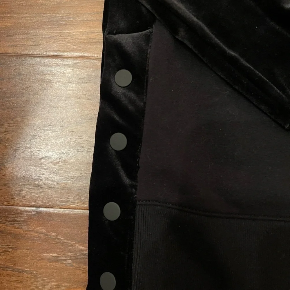 Athleta nwt retroplush